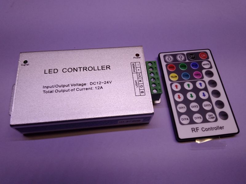 Controler RGB 12/24V 4A RF6-28B