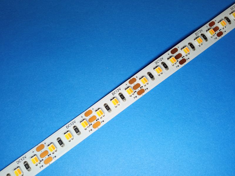 LED pásek 24V CCT2700-6500K 120ks-<19,2W/m IP20